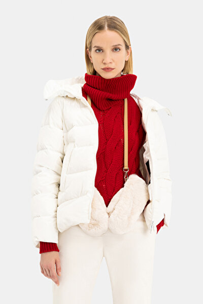 WHITE COAT 3
