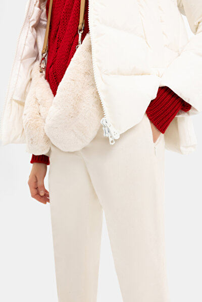 WHITE COAT 4
