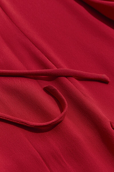 RED LONG SLEEVE MIDI DRESS 9