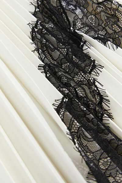 BLACK PLISSE MIDI SKIRT 9