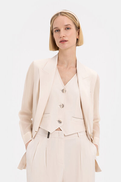 BEIGE JACKET 3