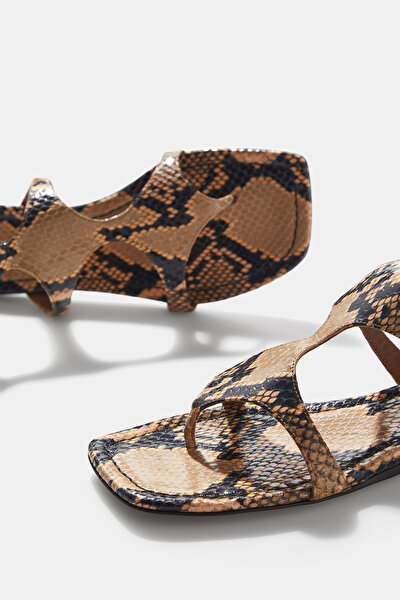SANDALS 5
