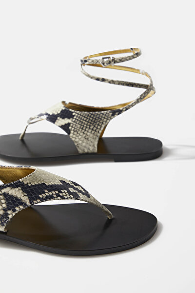SANDALS 4