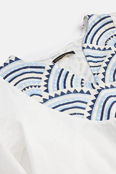 BLUE BLOUSE 3