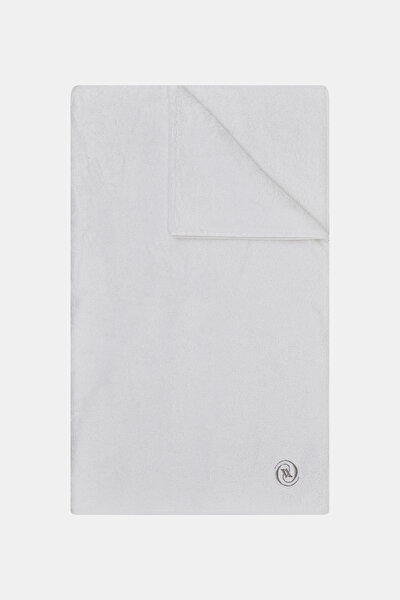 MONOGRAM BEYAZ HAVLU 5