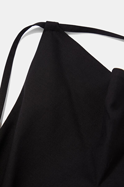 BLACK SLEEVELESS DRESS 3