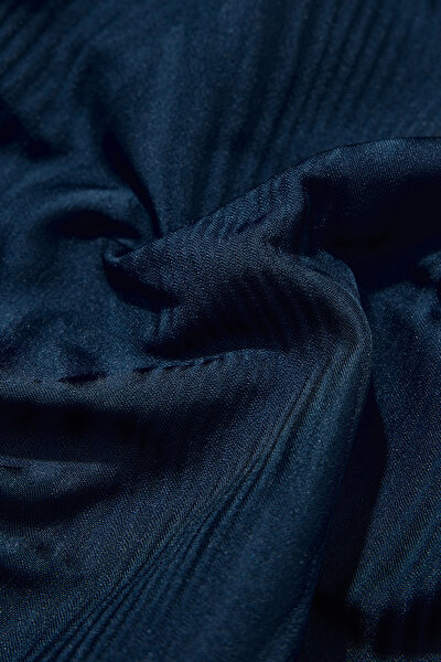 DRESS 4