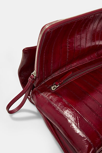 RED LEATHER BAG 8