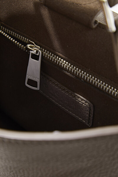 BROWN LEATHER BAG 8