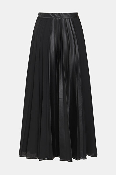 BLACK PLISSE MIDI SKIRT 5