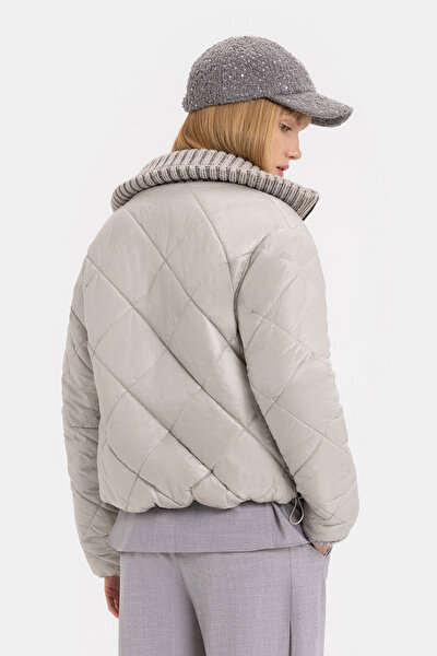 GREY COAT 5