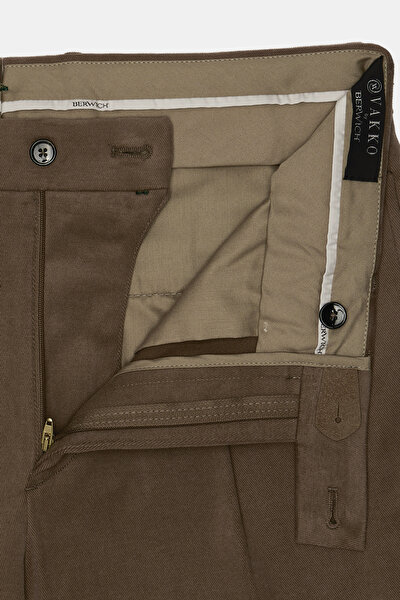 PANTS 10