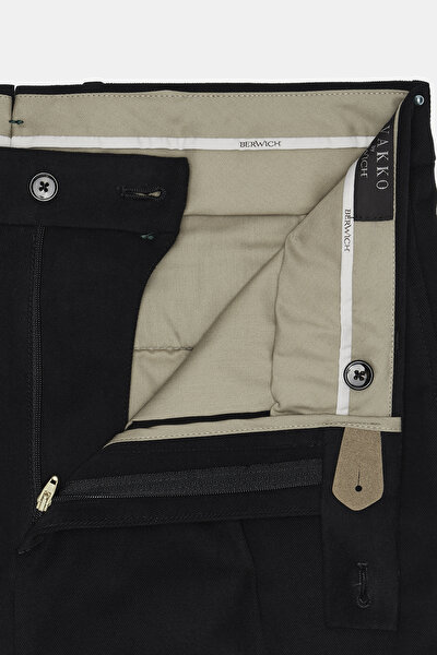 BLACK TROUSERS 9
