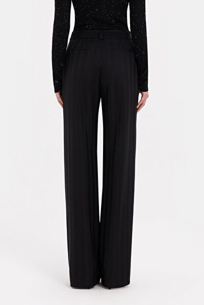 BLACK STRAIGHT CUT TROUSERS 3