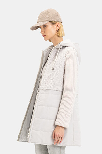 GREY COAT 4