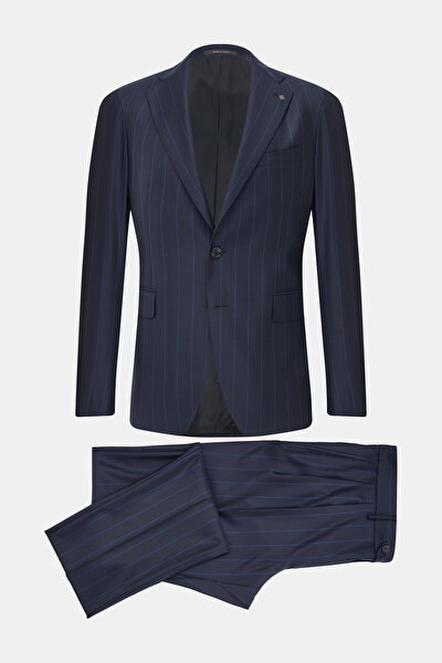 SUIT 8