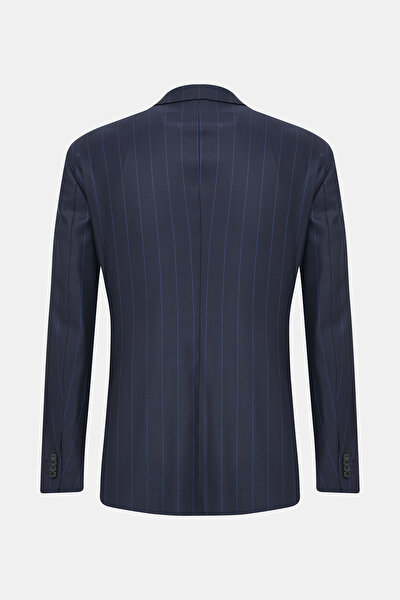 SUIT 9