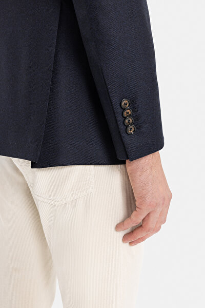 JACKET 4