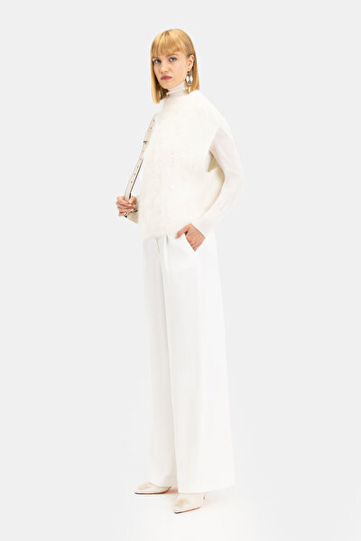 ECRU BASIC / ROUND NECKLINE 4