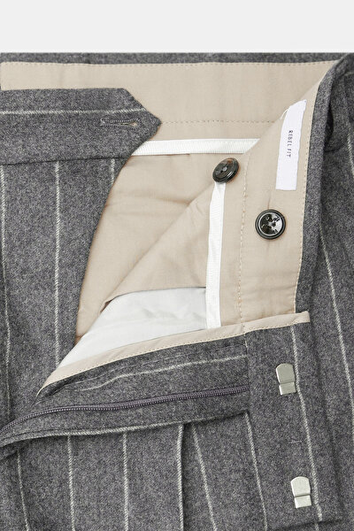 GREY TROUSERS 9