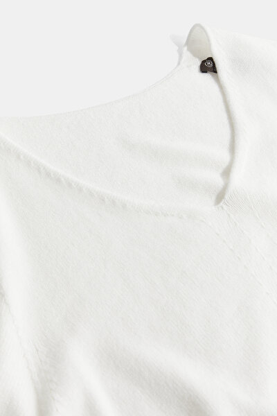 KNITWEAR 9