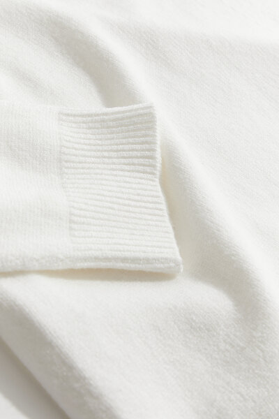 KNITWEAR 10