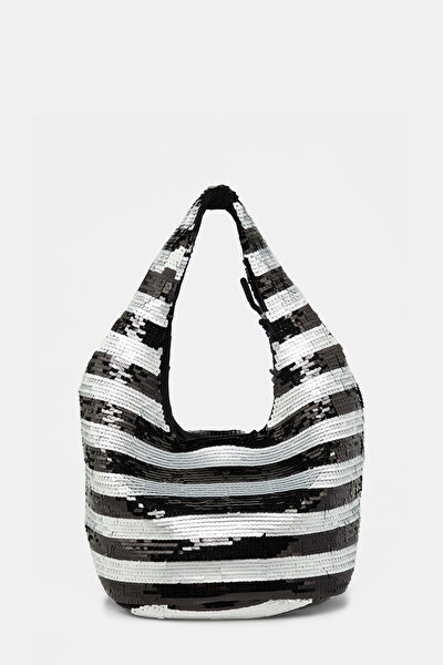 BLACK WOOL BAG 3