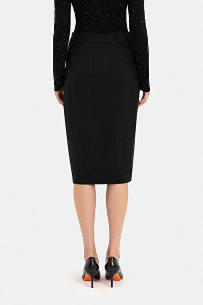 BLACK WOOL BELOW THE KNEE SKIRT 3