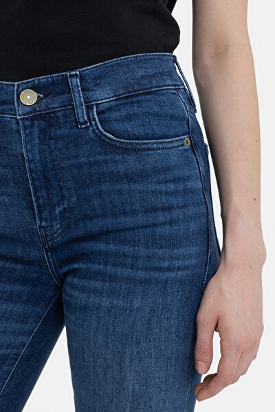 LE HIGH STRAIGHT JEANS 4