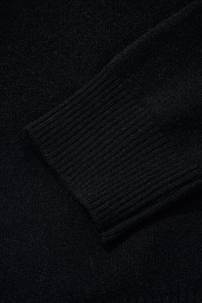 BLACK TRICOT 4
