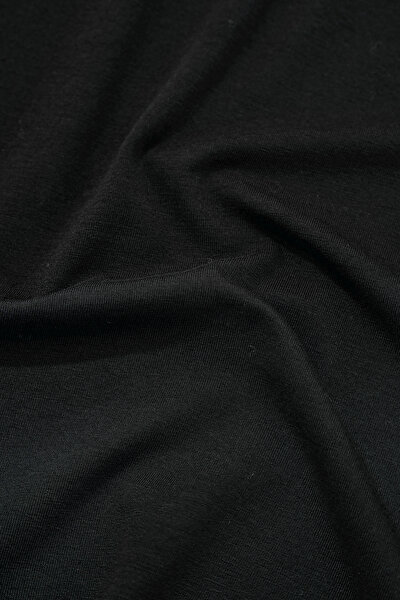 BLACK BASIC / ROUND NECKLINE SHORT SLEEVE TSHIRT 4