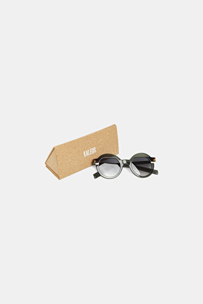 EYEWEAR 5