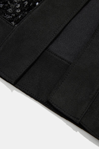 BLACK SEQUINED SKIRT 8