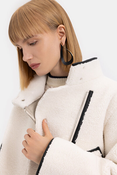 BLACK ECO FUR 5