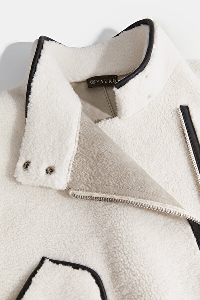 BLACK ECO FUR 8