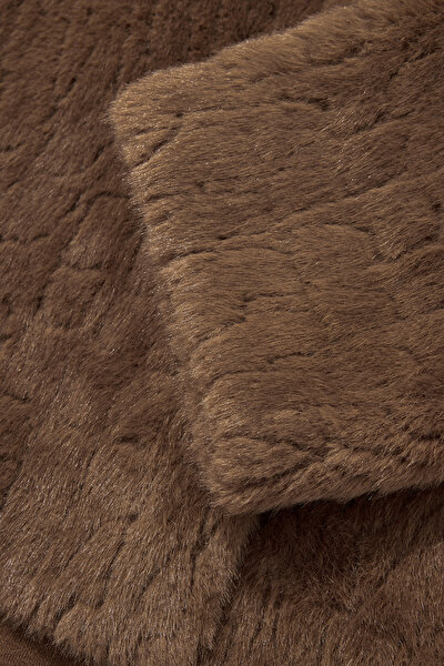BROWN ECO FUR 9
