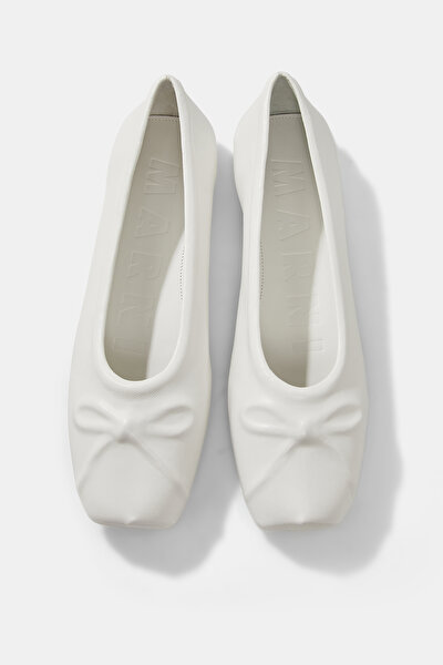 WHITE FLAT SHOES 4