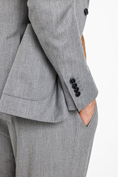 SUIT 3