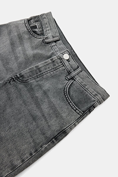 BLACK STRAIGHT CUT TROUSERS 3