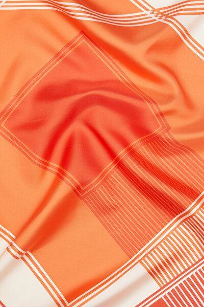 RED GEOMETRIC DESIGN TWILL SCARF 3