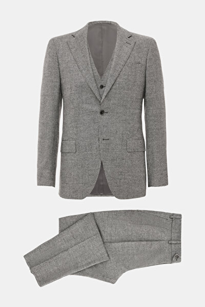 SUIT 9
