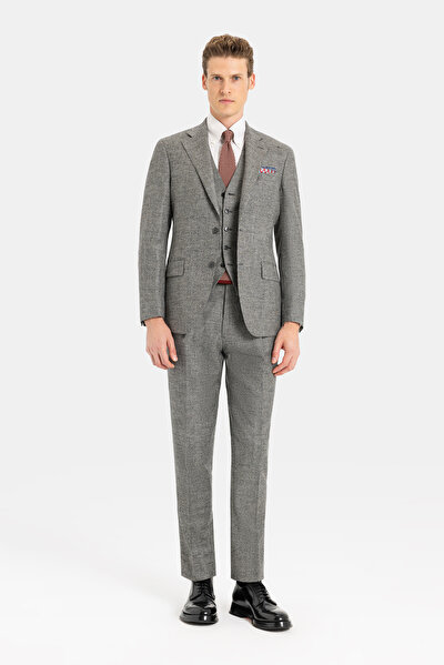 SUIT 4