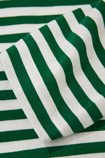 T-SHIRT 4