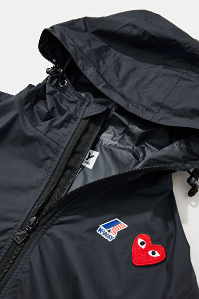 RAINCOAT 3