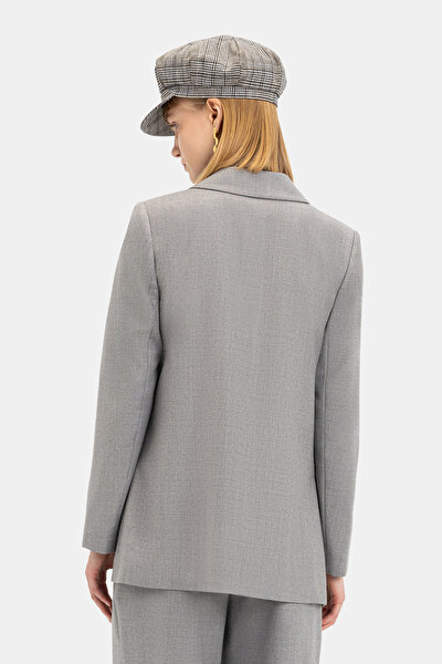 GREY JACKET 4