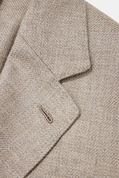 BEIGE JACKET 8