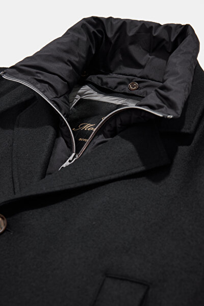 OVERCOAT 9