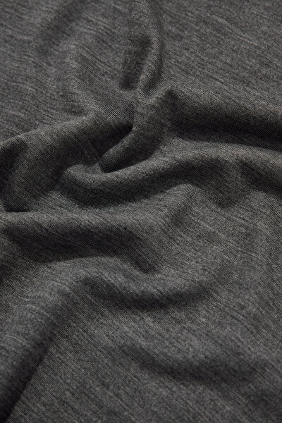 GREY BASIC / ROUND NECKLINE SHORT SLEEVE TSHIRT 4