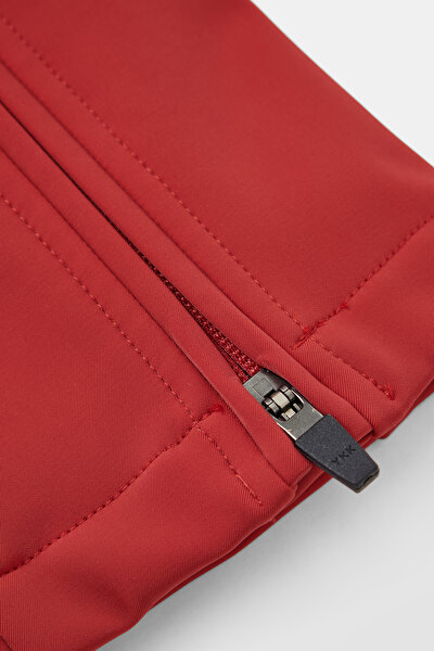 RED TROUSERS 4