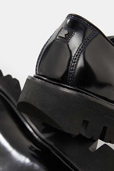SHOES 4